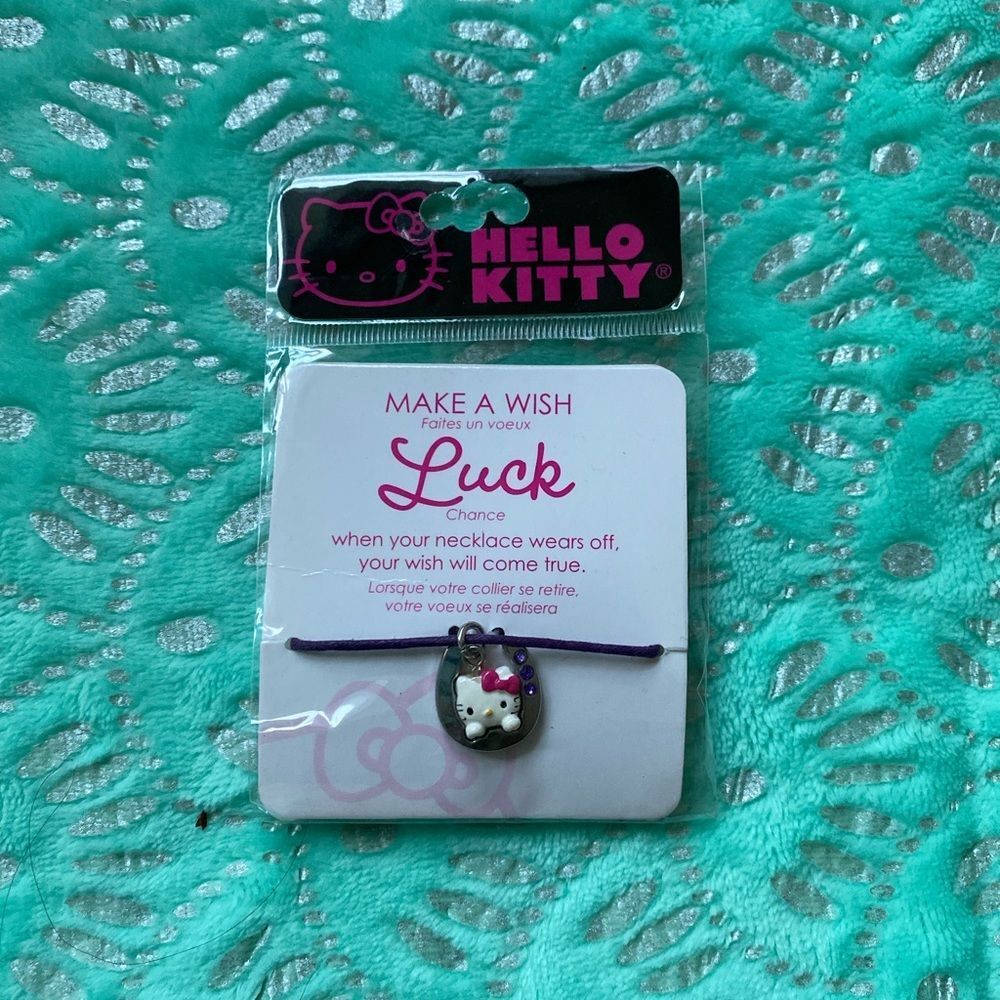 VINTAGE HELLO KITTY NECKLACE